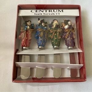 Centrum Set Of 4 Spreaders Holiday Christmas Stainless Steel Brand New